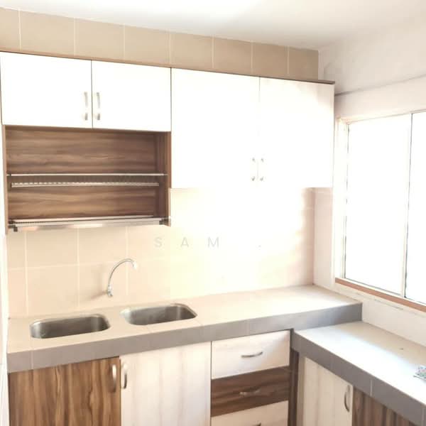 2-storey Terraced House for Sale in Station 18 (Ipoh) - Sam . - Kitchen - PropertyGuru.com.my