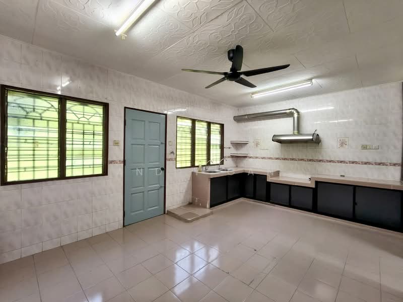Terraced House for Rent in Klang (Selangor) - Anddy Gan - Kitchen - PropertyGuru.com.my