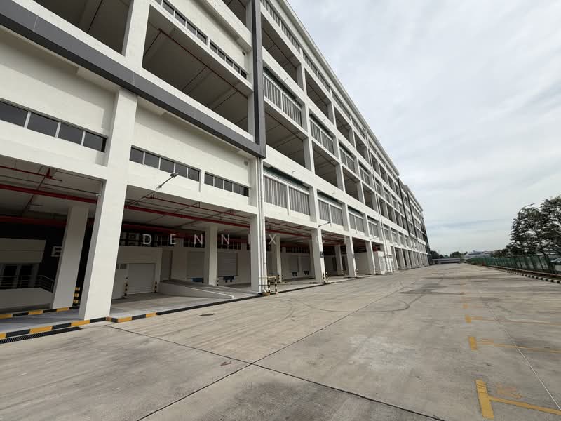 Warehouse for Rent in Seksyen 33 (Shah Alam) - Dennix Chin - Exterior - PropertyGuru.com.my