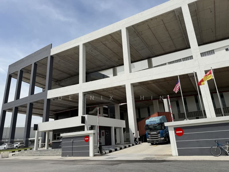 Warehouse for Rent in Seksyen 33 (Shah Alam) - Dennix Chin - Exterior - PropertyGuru.com.my