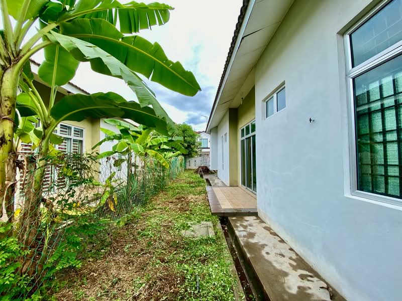 Semi-Detached House for Sale in Taman Laman Kuda (Anak Bukit) - Aswad . - Exterior - PropertyGuru.com.my