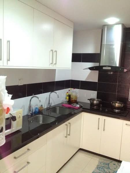 Condominium for Sale at D'Piazza - Alvin Sim - Kitchen - PropertyGuru.com.my