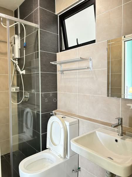 Servis Apartment untuk Disewa di D'Pristine - Terrance Soong - Bathroom - PropertyGuru.com.my