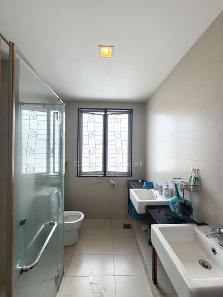 Rumah Teres untuk Dijual di Bandar Kinrara Seksyen 1 (Bandar Kinrara) - CK Yee - Bathroom - PropertyGuru.com.my