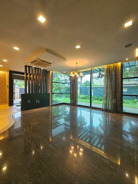 Semi-Detached House for Sale in Austin Perdana (Tebrau) - Han Yong Ang - Living Room - PropertyGuru.com.my