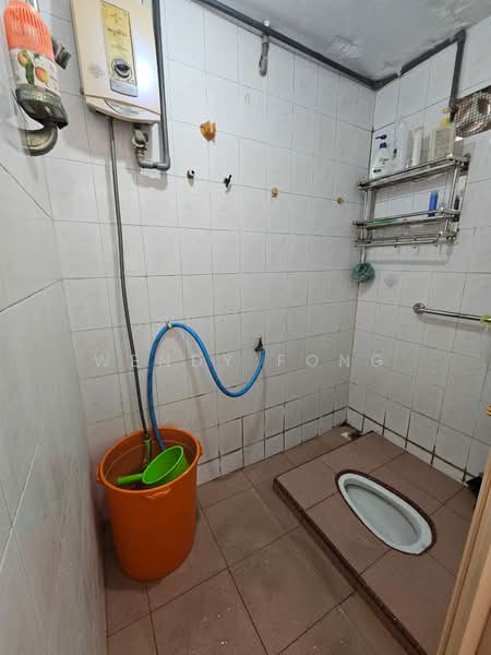 1-storey Terraced House for Sale in Taman Universiti (Skudai) - Wendy Fong - Bathroom - PropertyGuru.com.my