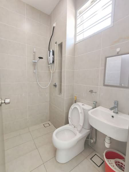 Terraced House for Rent in Johor Bahru (Johor) - Kelvin Chop - Bathroom - PropertyGuru.com.my
