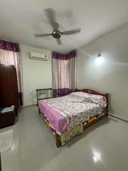 Bungalow for Sale in Gelugor (Penang) - Shahidan Ismail - Bedroom - PropertyGuru.com.my