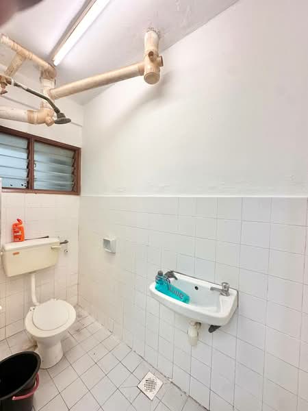 Apartment for Sale at Dahlia Apartment - Ilman Nahri - Bathroom - PropertyGuru.com.my