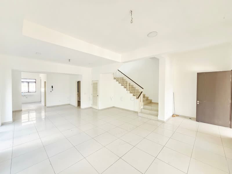 Rumah Teres 2 Tingkat untuk Dijual di Setia Ecohill (Semenyih) - Sum Yeong - Living Room - PropertyGuru.com.my