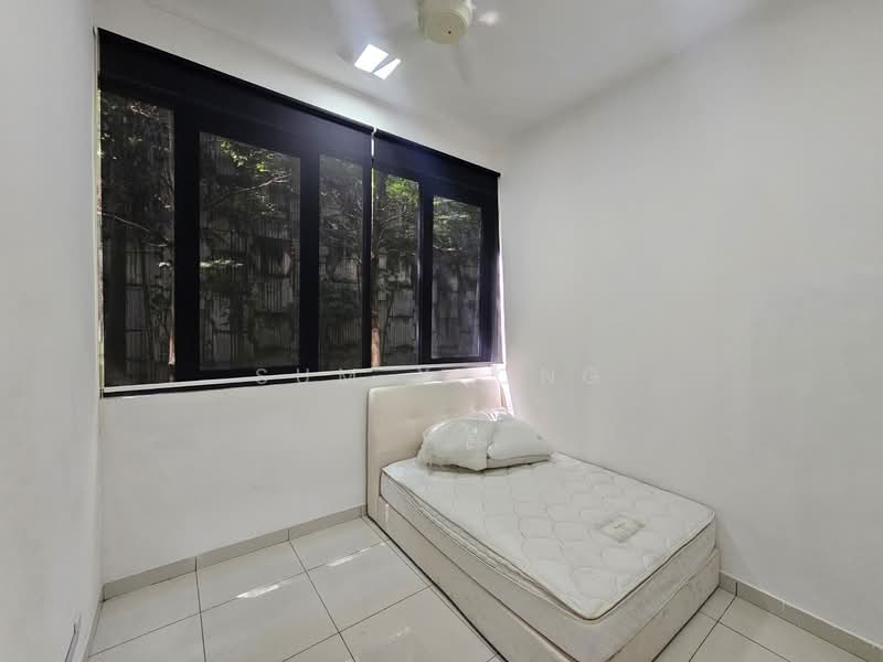 4-storey Terraced House for Sale in Damansara Perdana (Selangor) - Sum Yeong - Bedroom - PropertyGuru.com.my