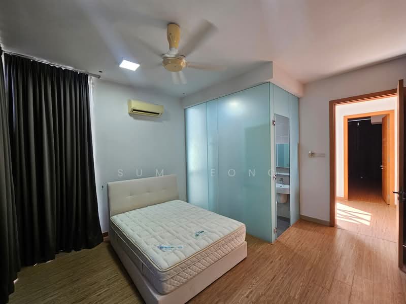4-storey Terraced House for Sale in Damansara Perdana (Selangor) - Sum Yeong - Bedroom - PropertyGuru.com.my