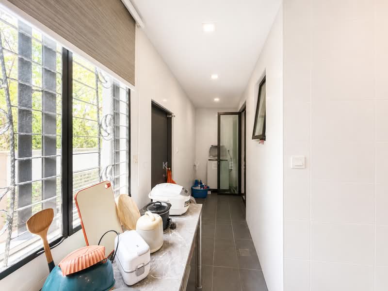 Terraced House for Sale in Bandar Kinrara Seksyen 8 (Bandar Kinrara) - CK Yee - Corridor - PropertyGuru.com.my