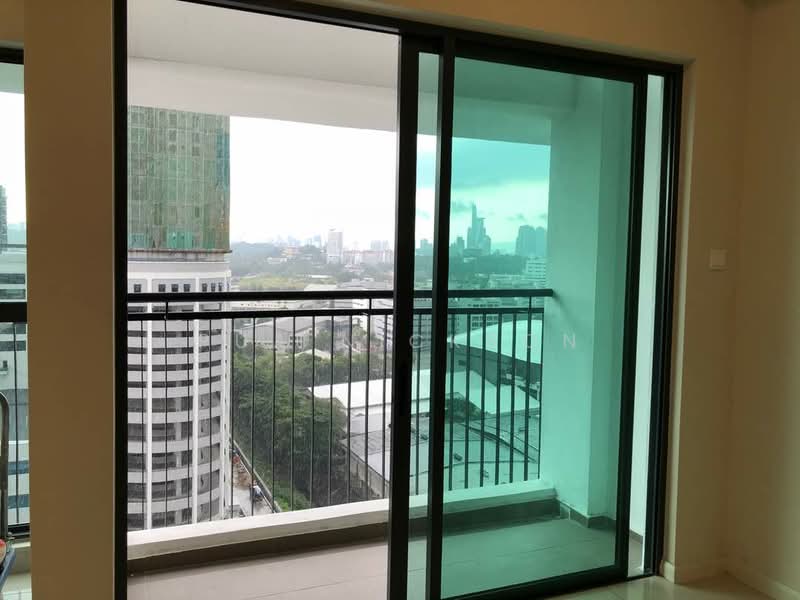 Servis Apartment untuk Disewa di Pacific 63 - Pua Nickson - Balcony - PropertyGuru.com.my
