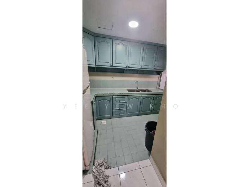 Condominium for Sale at Bukit OUG Condominiums - Yee Yew Kho - Kitchen - PropertyGuru.com.my