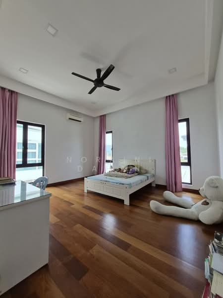 Bungalow for Sale in Saujana Impian (Kajang) - Noraini Dahan - Bedroom - PropertyGuru.com.my
