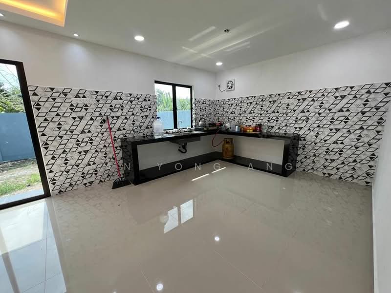 2-storey Terraced House for Sale in Taman Sri Plentong (Masai) - Han Yong Ang - Kitchen - PropertyGuru.com.my