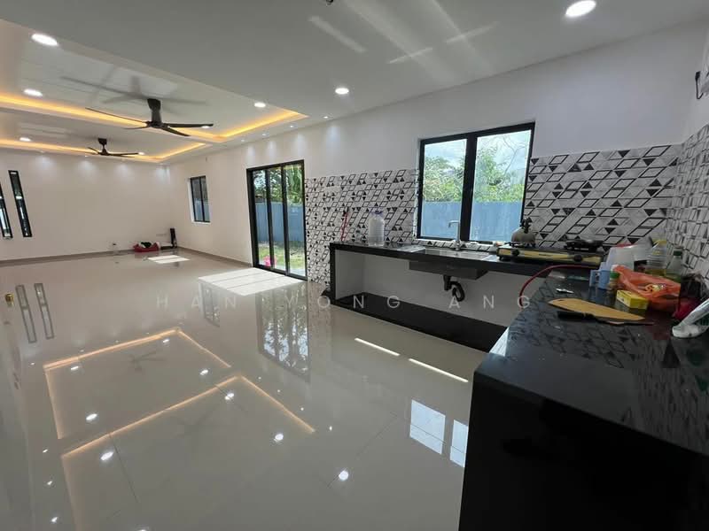 2-storey Terraced House for Sale in Taman Sri Plentong (Masai) - Han Yong Ang - Living Room - PropertyGuru.com.my