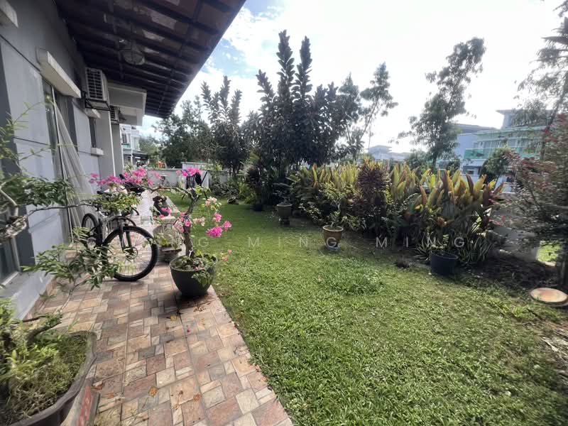 Rumah Berkembar untuk Dijual di Taman Anggun 3 (Rawang) - Chong Ming Ming - Exterior - PropertyGuru.com.my