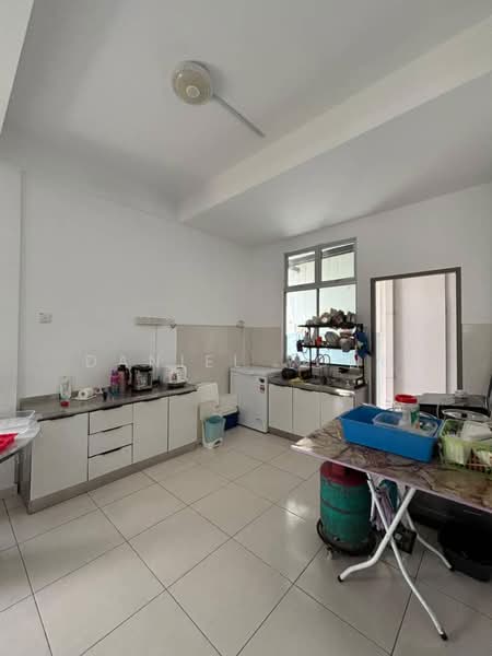 Rumah Kluster untuk Dijual di Skudai (Johor) - Daniel Yong - Kitchen - PropertyGuru.com.my