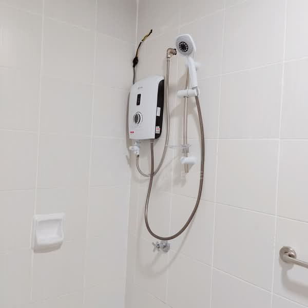 Condominium for Rent at Springville Residence - Evanslee . - Bathroom - PropertyGuru.com.my