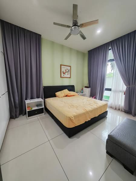 Bungalow for Sale in Senibong (Permas Jaya) - Keith Wong - Bedroom - PropertyGuru.com.my