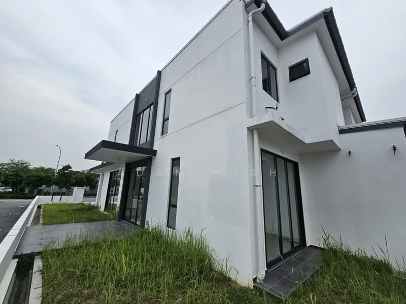 2-storey Terraced House for Sale in Jade Hills (Kajang) - Adam Puah - Exterior - PropertyGuru.com.my