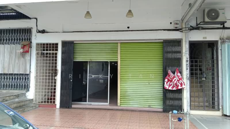 Kedai untuk Disewa di Taman Damai Mewah (Kajang) - Ricky Tan - Exterior - PropertyGuru.com.my