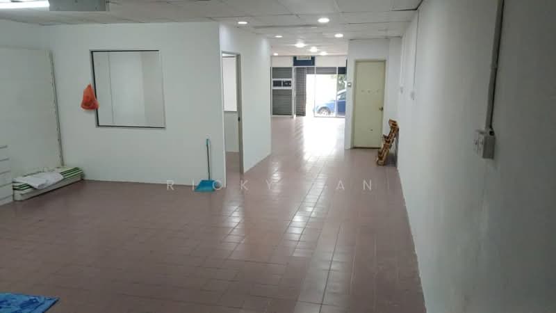 Kedai untuk Disewa di Taman Damai Mewah (Kajang) - Ricky Tan - Interior - PropertyGuru.com.my