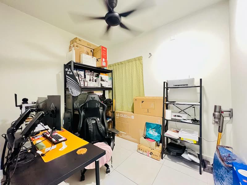 Servis Apartment untuk Dijual di Majestic Maxim - Yasmin Sulaiman - Study - PropertyGuru.com.my