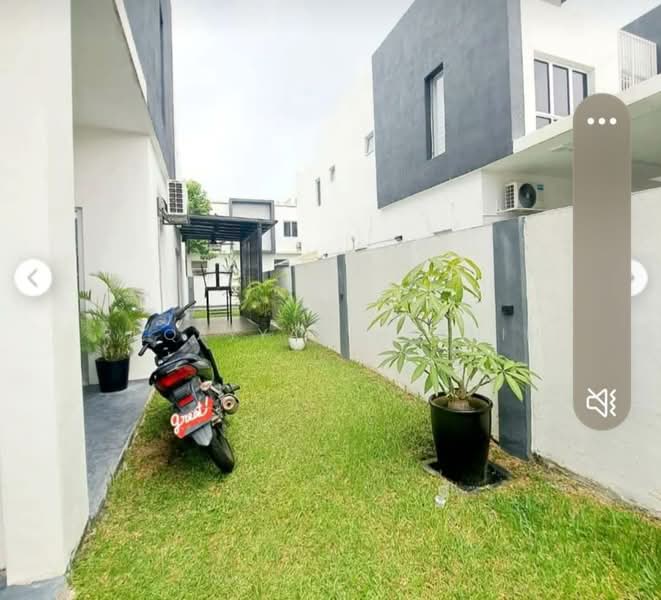 2-storey Terraced House for Sale in Cybersouth (Dengkil) - Ruqayyah Hashim - Exterior - PropertyGuru.com.my