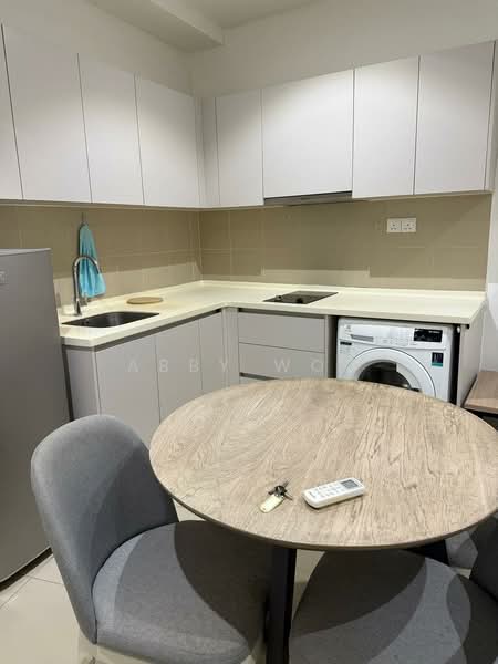 Servis Apartment untuk Disewa di Hyde Tower - Abby Woo - Kitchen - PropertyGuru.com.my