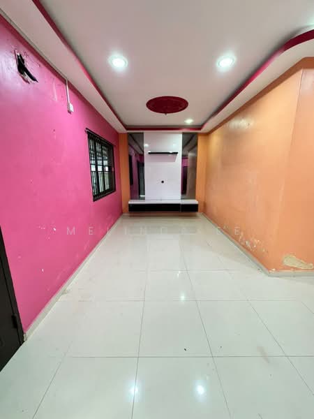 1-storey Terraced House for Sale in Skudai (Johor) - Melinda Ee - Living Room - PropertyGuru.com.my