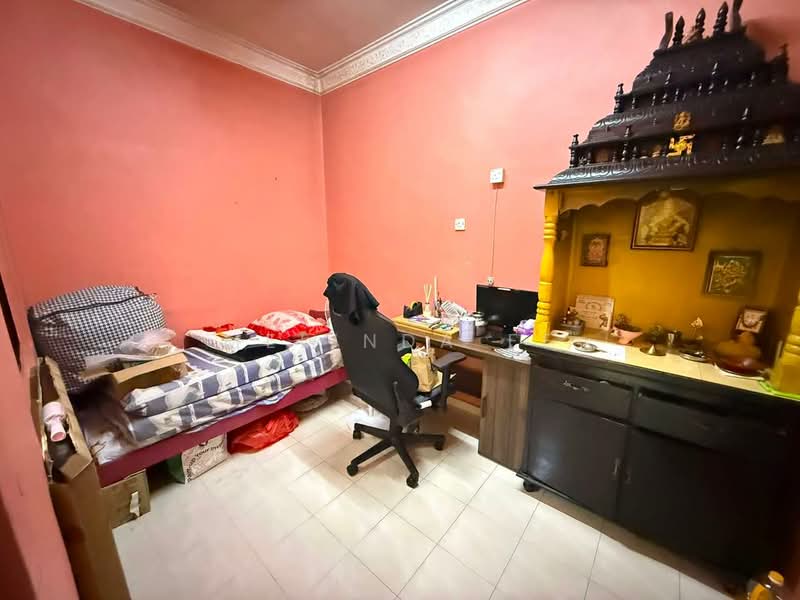 1-storey Terraced House for Sale in Taman Cantik (Kulai) - Melinda Ee - Bedroom - PropertyGuru.com.my