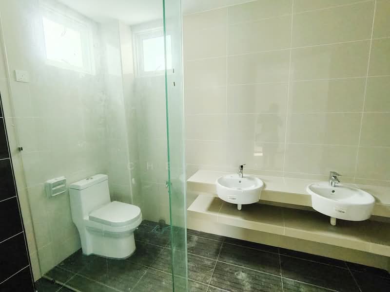 Bungalow for Sale in Klebang (Melaka) - Cherry . - Bathroom - PropertyGuru.com.my
