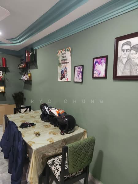 Pangsapuri untuk Disewa di Subang Perdana Goodyear Court 10 - Ryo Chung - Dining Room - PropertyGuru.com.my