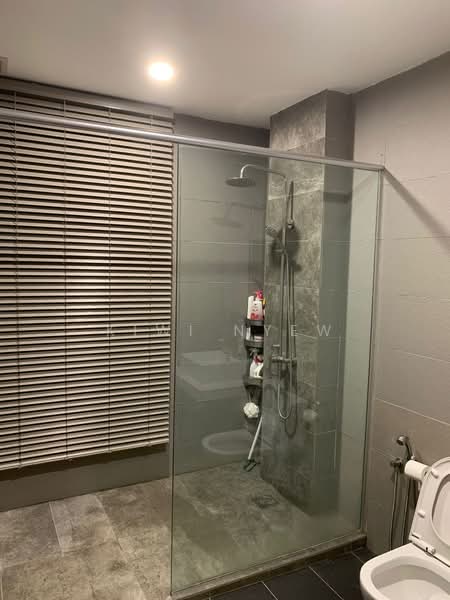 Rumah Berkembar untuk Dijual di Taman Bukit Serdang (Seri Kembangan) - Kiwi Nyew - PropertyGuru.com.my