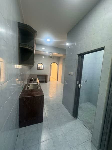 1-storey Terraced House for Sale in Taman Saleng Baru (Kulai) - Melinda Ee - Kitchen - PropertyGuru.com.my