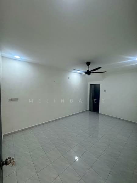 1-storey Terraced House for Sale in Taman Saleng Baru (Kulai) - Melinda Ee - Living Room - PropertyGuru.com.my