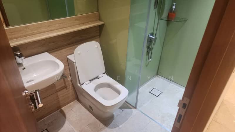 Servis Apartment untuk Disewa di Sky Suites @ KLCC - Wai Keen Yan - Bathroom - PropertyGuru.com.my