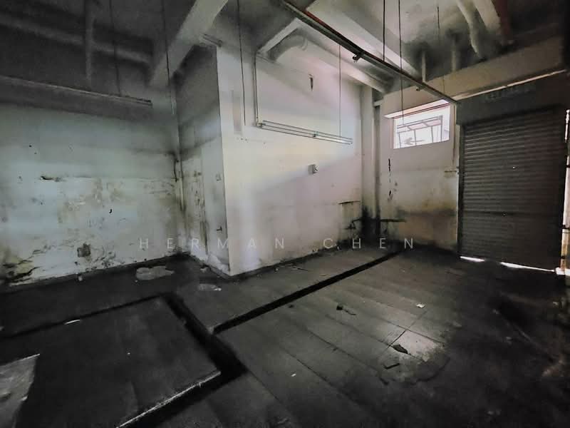 Kedai untuk Disewa di Taman Gaya (Ulu Tiram) - Herman Chen - Interior - PropertyGuru.com.my