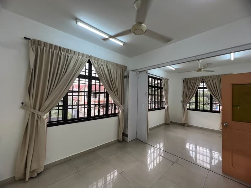 Semi-Detached House for Rent in Taman Pelangi Indah (Ulu Tiram) - Seven Tay - PropertyGuru.com.my