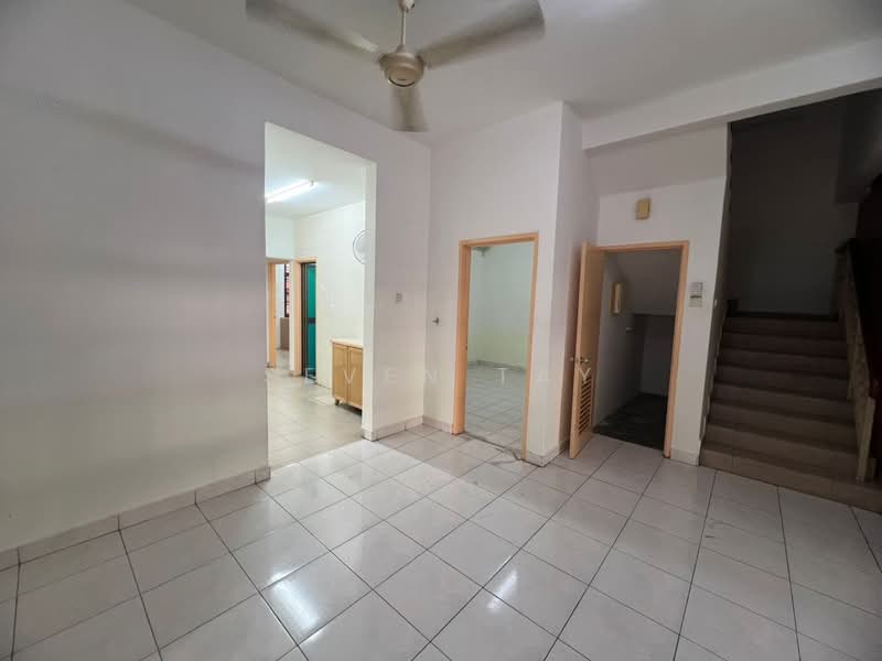 Semi-Detached House for Rent in Taman Pelangi Indah (Ulu Tiram) - Seven Tay - PropertyGuru.com.my