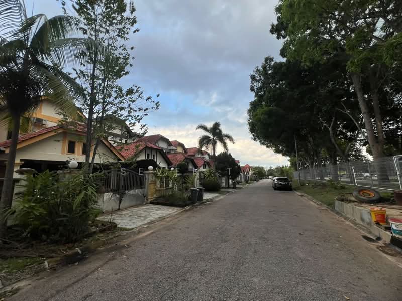Semi-Detached House for Rent in Taman Pelangi Indah (Ulu Tiram) - Seven Tay - PropertyGuru.com.my
