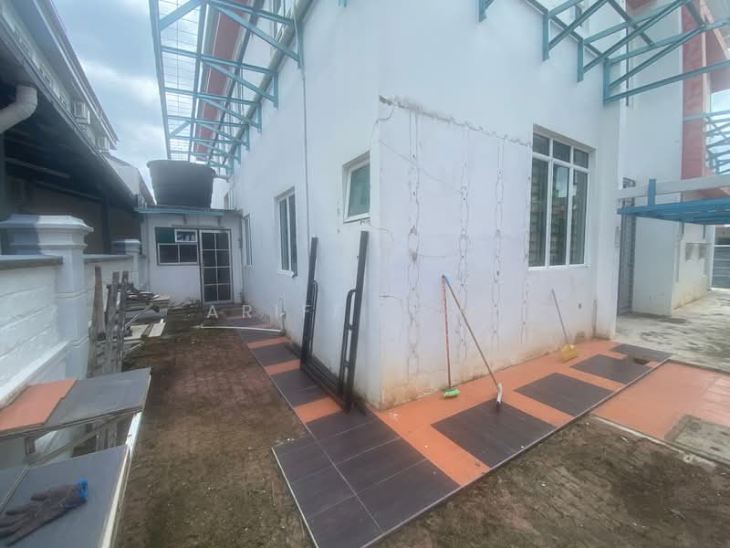 Rumah Berkembar untuk Dijual di Taman Yayasan (Segamat) - Ariff Azmi - PropertyGuru.com.my