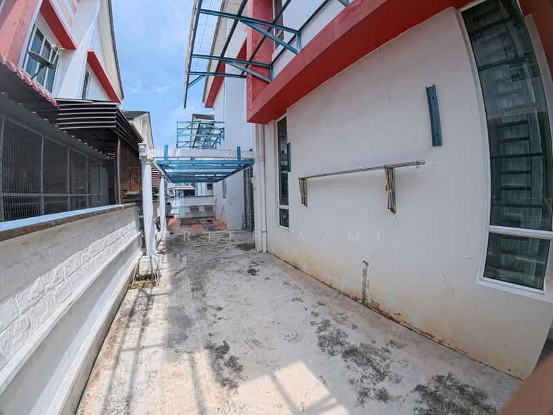 Rumah Berkembar untuk Dijual di Taman Yayasan (Segamat) - Ariff Azmi - Exterior - PropertyGuru.com.my