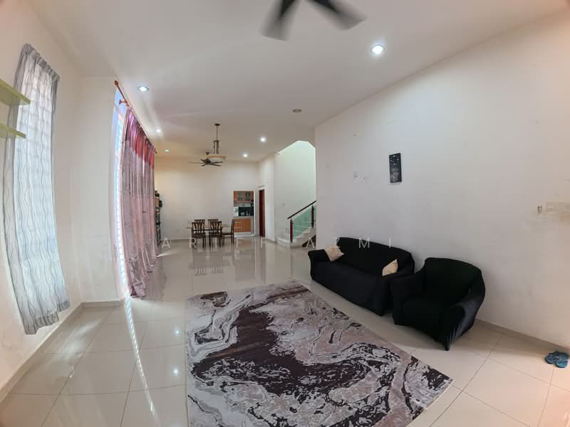 Rumah Berkembar untuk Dijual di Taman Yayasan (Buloh Kasap) - Ariff Azmi - Living Room - PropertyGuru.com.my