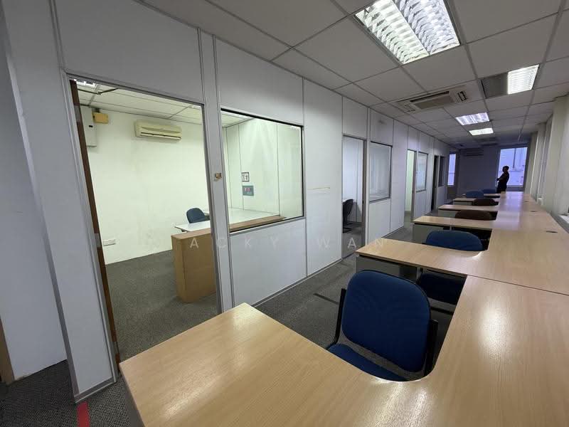 Shop / Office for Rent in KL City Centre (Kuala Lumpur) - Jacky Wan - Interior - PropertyGuru.com.my