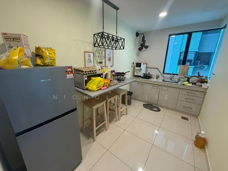 Condominium for Sale at Manhattan Condominium - Nicholas Lee - Kitchen - PropertyGuru.com.my