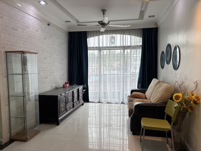 Apartment for Sale at Kings Height - Megan Chee - Living Room - PropertyGuru.com.my